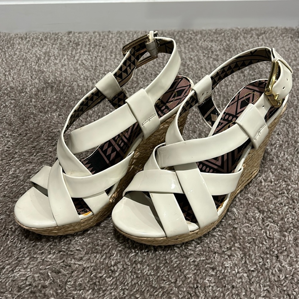 Like new, Jessica Simpson wedge heels!